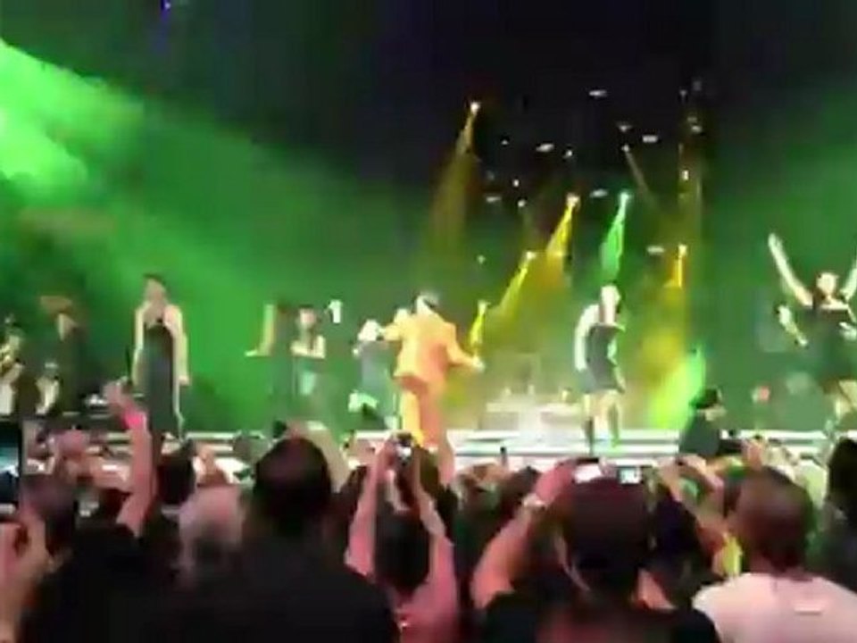 PSY  Madonna  Gangnam Style Give It To Me - new york