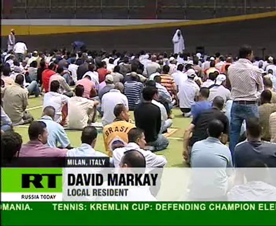 One million Muslims, one Mosque