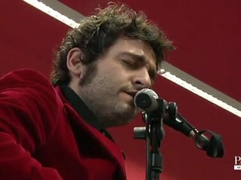 Concert de -M- en hommage à sa grand-mère Andrée Chedid