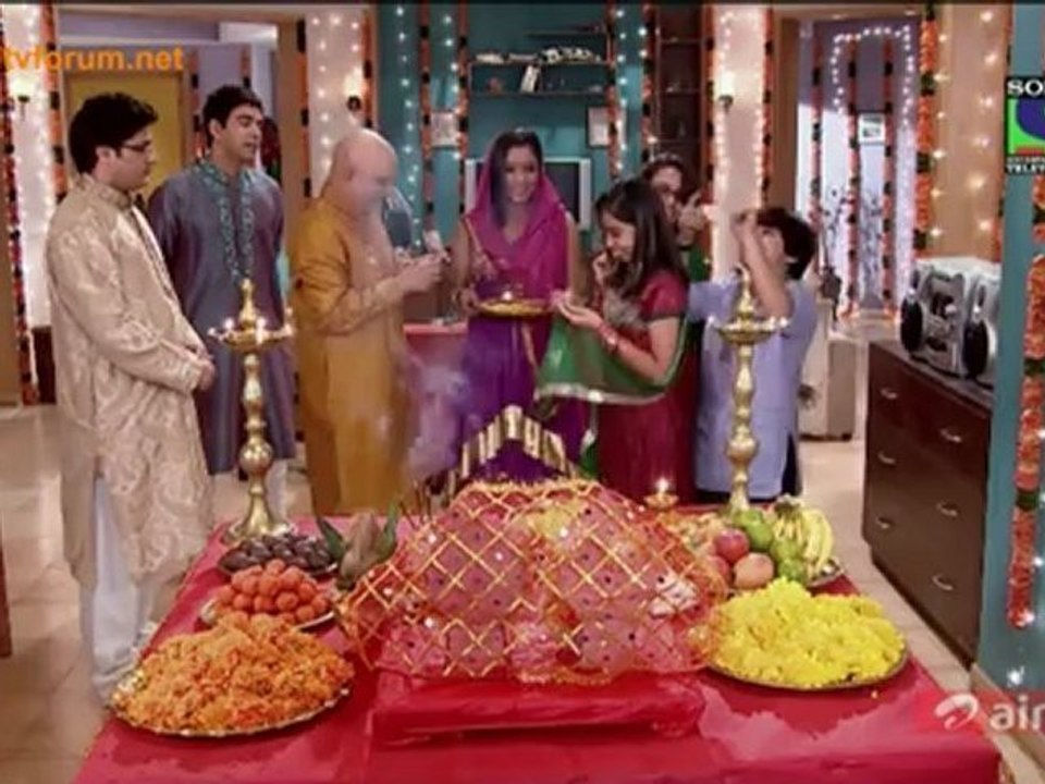 Parvarish Kuch Khatti Kuch Meethi 19th November 2012 Video Watch Online Part2