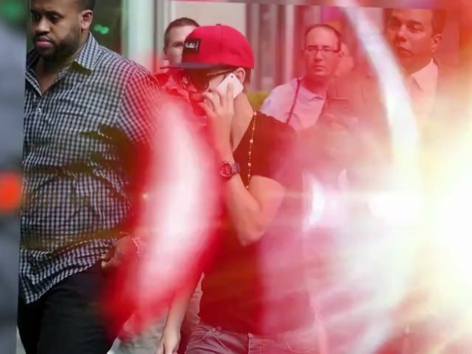 Bieber schreibt gomez