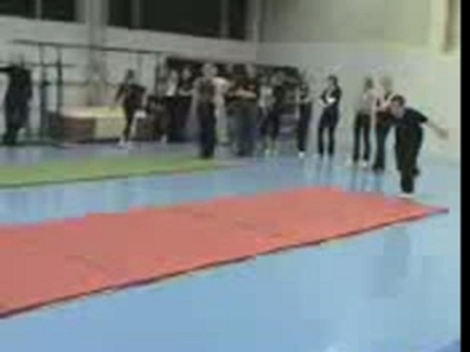 rondad flip salto