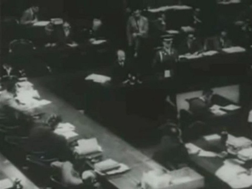極東 軍事裁判  4