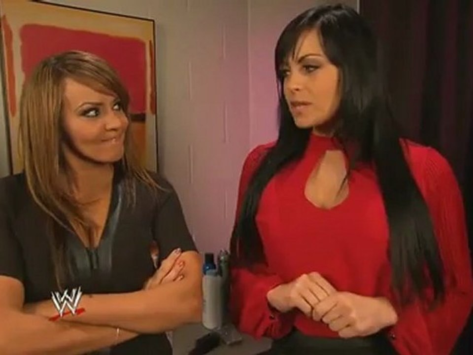 Layla & Aksana Backstage - WWE NXT 11/14/12