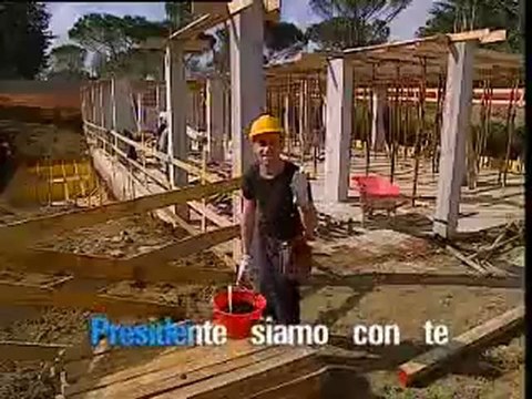 Meno male che Silvio c'è - Inno Ufficiale su Silvio Berlusconi