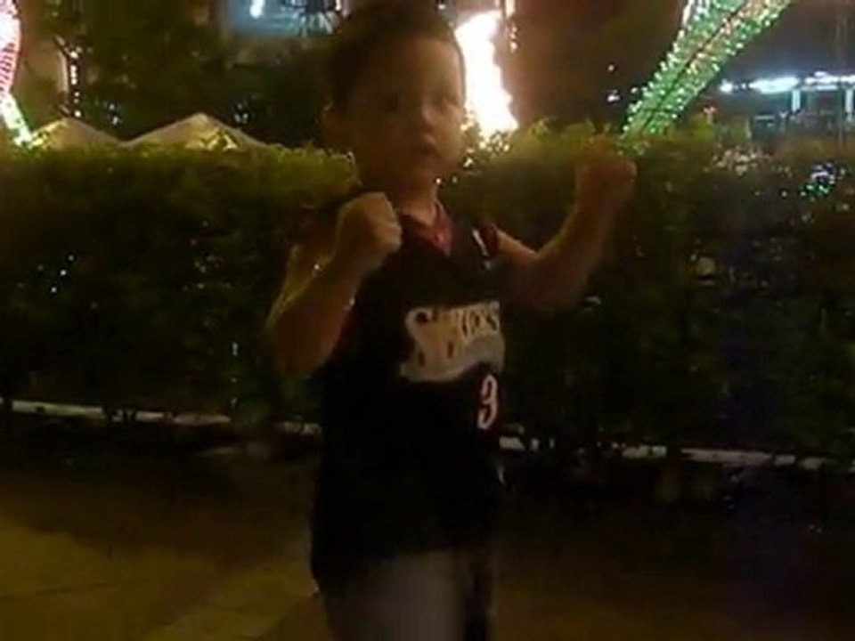 Baby Max Dancing in Gateway Araneta Center