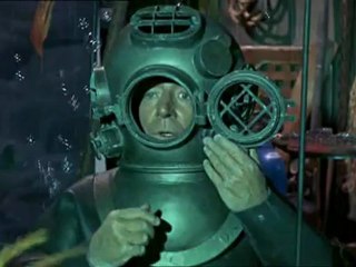 - ELVIS (67)-1/2- Fihlme -3 gars° 2 filles °et un trésor°