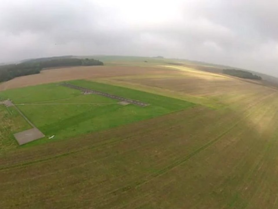 fpv au dessus des nuages