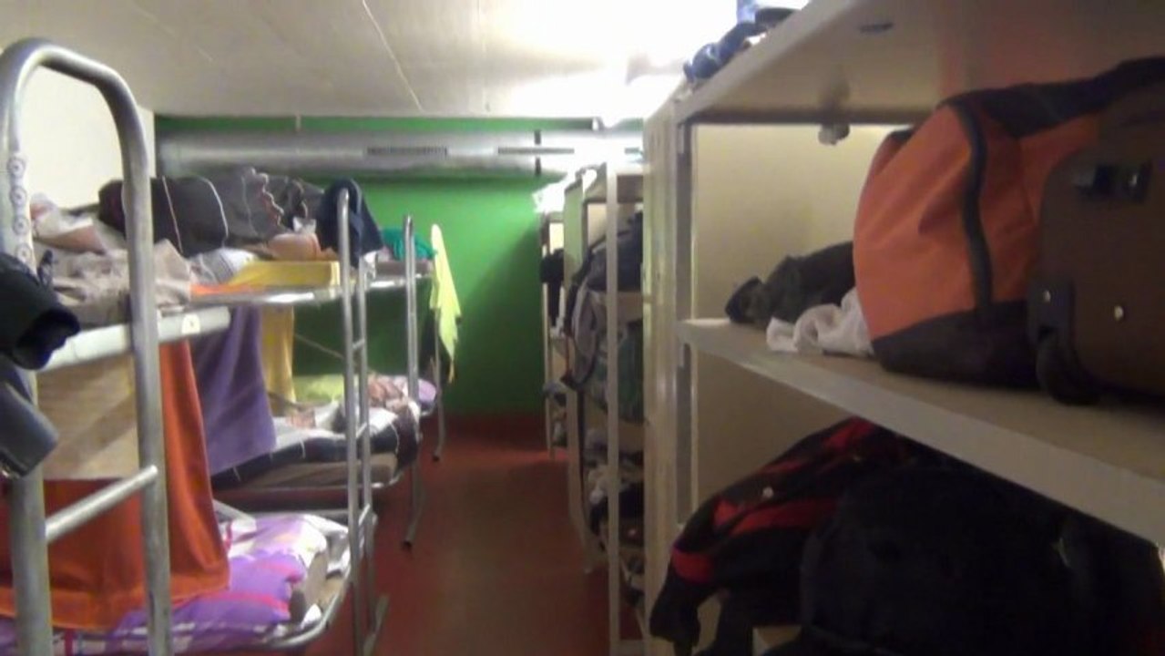 Ein Film über ein Asylheim im Kanton  Freiburg-Schweiz. 1 CHF