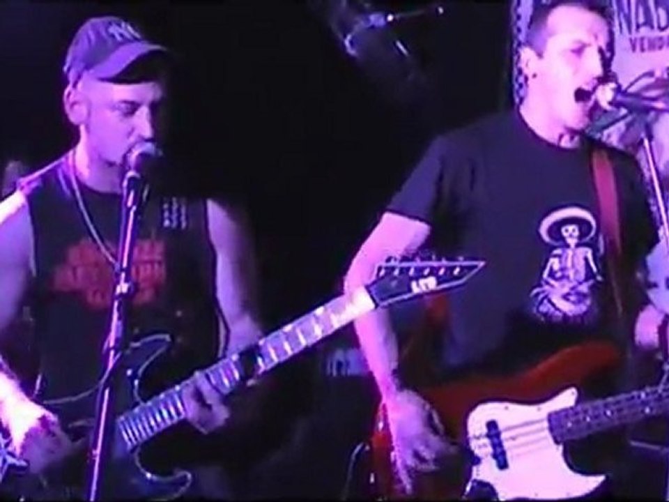 Binouze Metamphe Gang, à Les Combustibles, à Paris, le 17 novembre 2012.