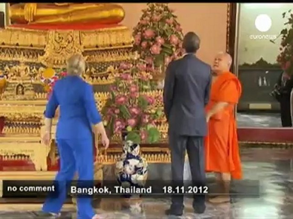 Obama begins his Asian tour in Thailand - no comment