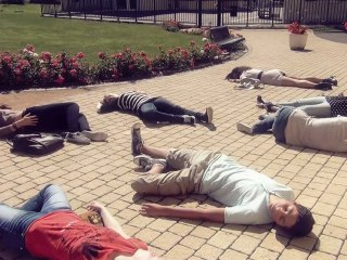 Alone Together - Bande-Annonce V2