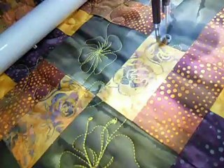 Free motion quilting  hibiscus (1)