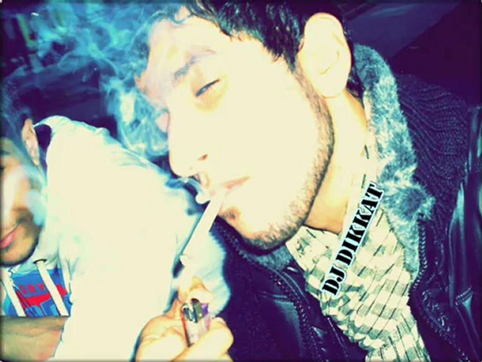 Dj DİKKaT FeaT  Mc STİLLer oZaN - ALDATIN LAN YAKTIN BENI SEN ( PİRR FENA )