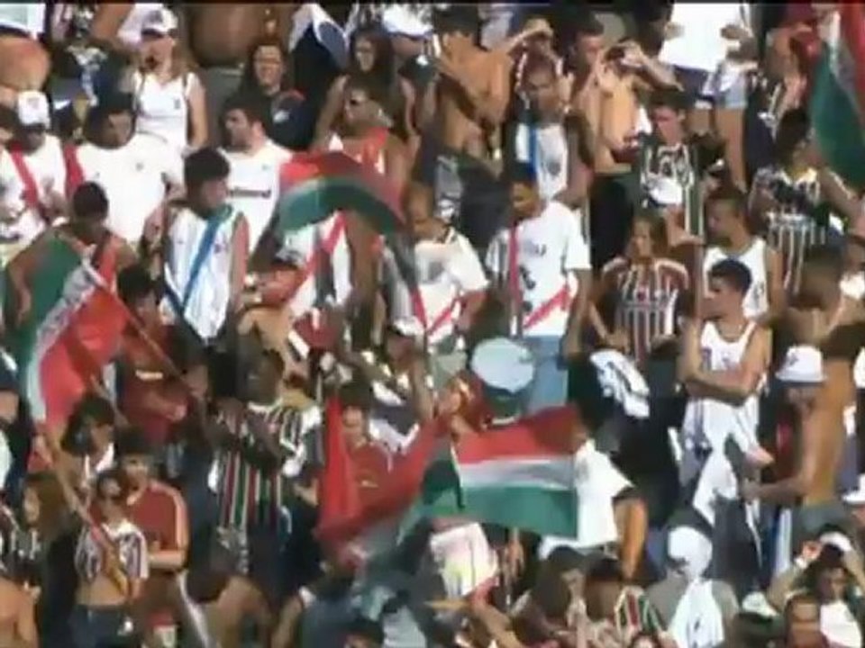 Brasiliero: Meister-Party trotz Heimpleite - Pokalübergabe bei Fluminense