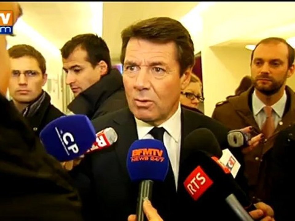 Estrosi ne voit "aucun problème" à annuler "certaines élections"