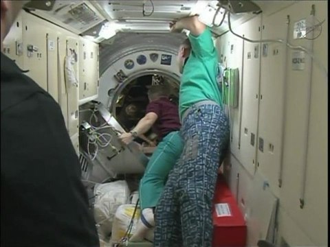 [ISS] Hatch Closure as Expedition 33 Begin Return Home
