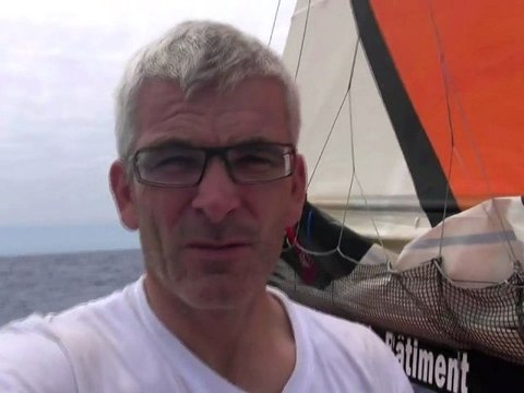 Vincent Riou abandonne, V. Riou retires from the race