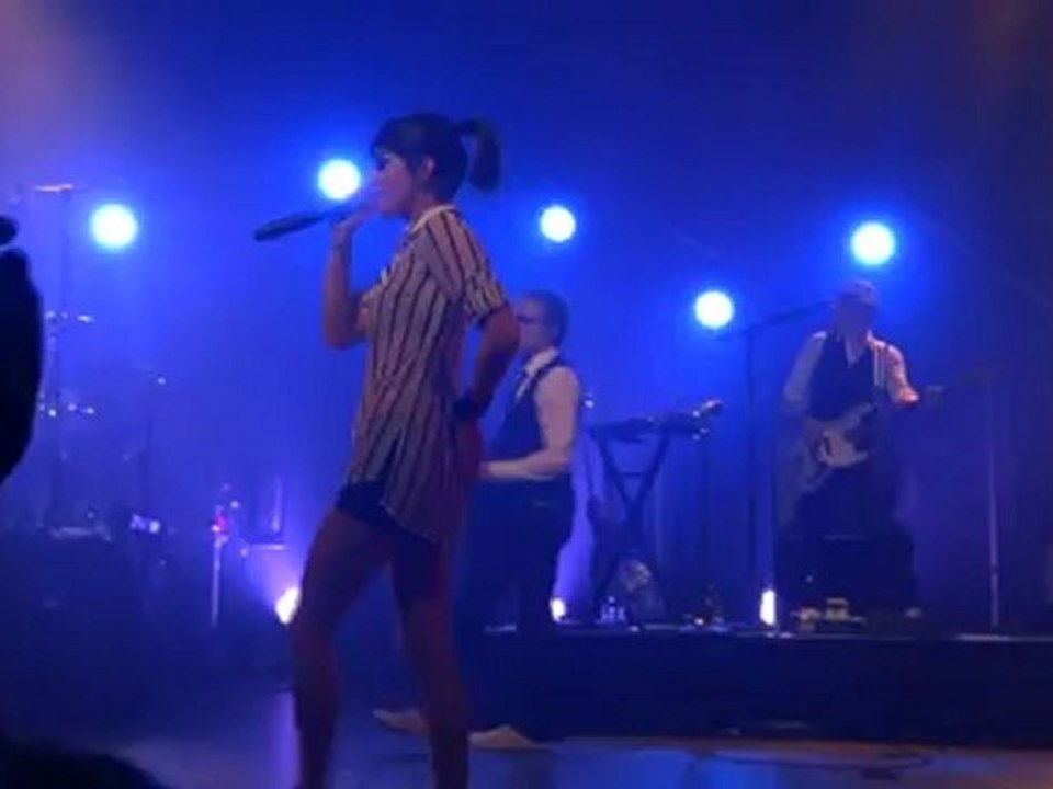 SUPERBUS ( L' Annonce )