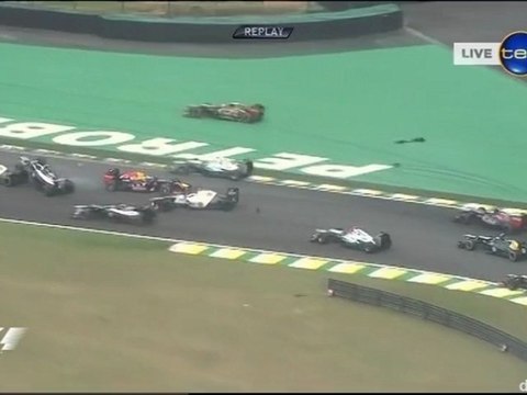 Formula 1 Brazil 2012 Crash Vettel senna
