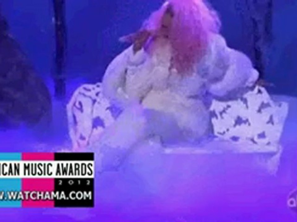 Nicki Minaj performs Freedom American Music Awards 2012