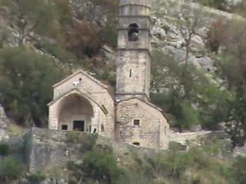 FTI Berlin Kreuzfahrt Split Ausflug Stadtrundgang Shopping Hafen Altstadt