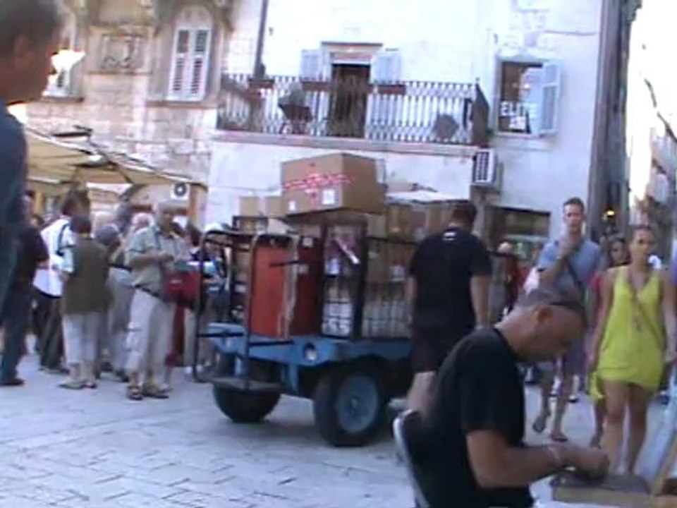 FTI Berlin Kreuzfahrt Split Ausflug Stadtrundgang Shopping Hafen Altstadt