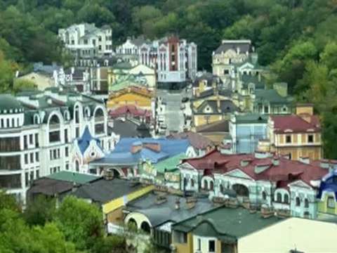 Сериал Небесные родственники / 1 серия / Лирическая комедия