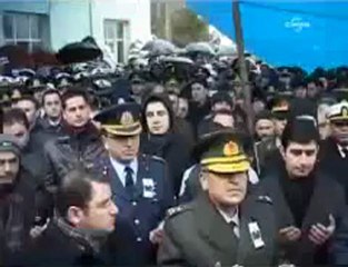 Şehit Pilot Yüzbaşı Ümit Özer'in cenazesi, Samsun'da toprağa verildi