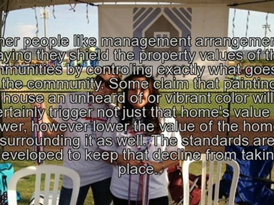 Using Homeowners Association Management to Maintain Communities