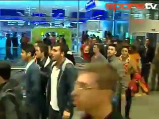 "Άγρια" υποδοχή στη Μάντσεστερ Γιουνάιτεντ!