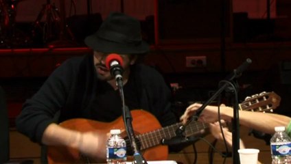 Être une rock star - La chanson de Redouanne Harjane