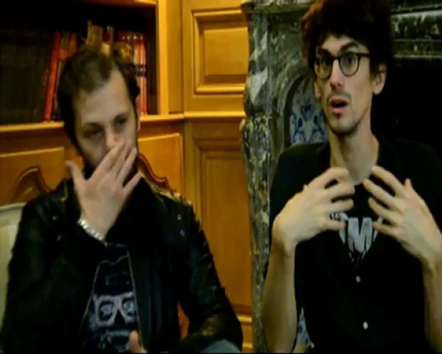 Nicolas Duvauchelle et Hugo Gélin face caméra