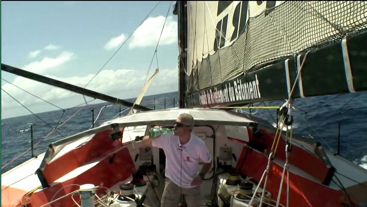 Vincent Riou fête le passage de l'équateur