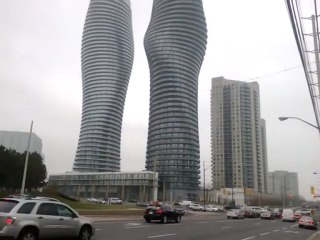 البرجين التوأم في ولاية مسسياكا - كندا