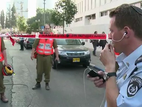 Blast on Tel Aviv bus injures 17 Israelis