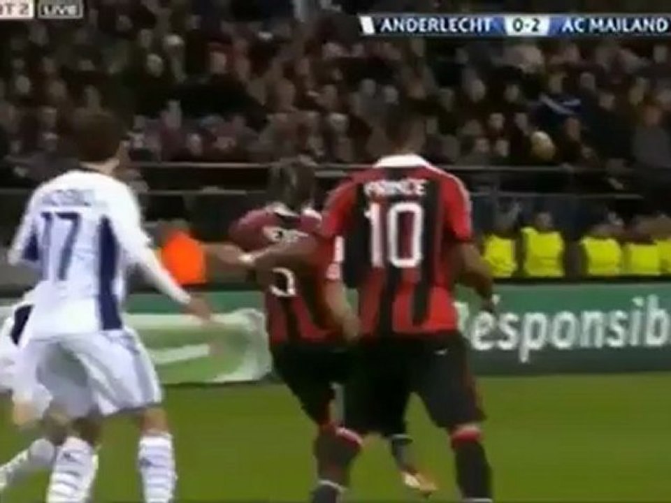 Un but de Mexès qui ressemble au retourné acrobatique de Zlatan Ibrahimovic