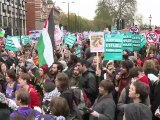 Milhares de estudantes protestam em Londres
