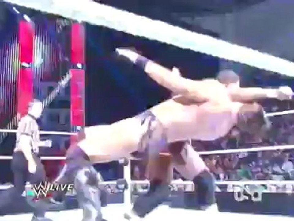 The Miz Vs. David Otunga - WWE RAW 11/19/12