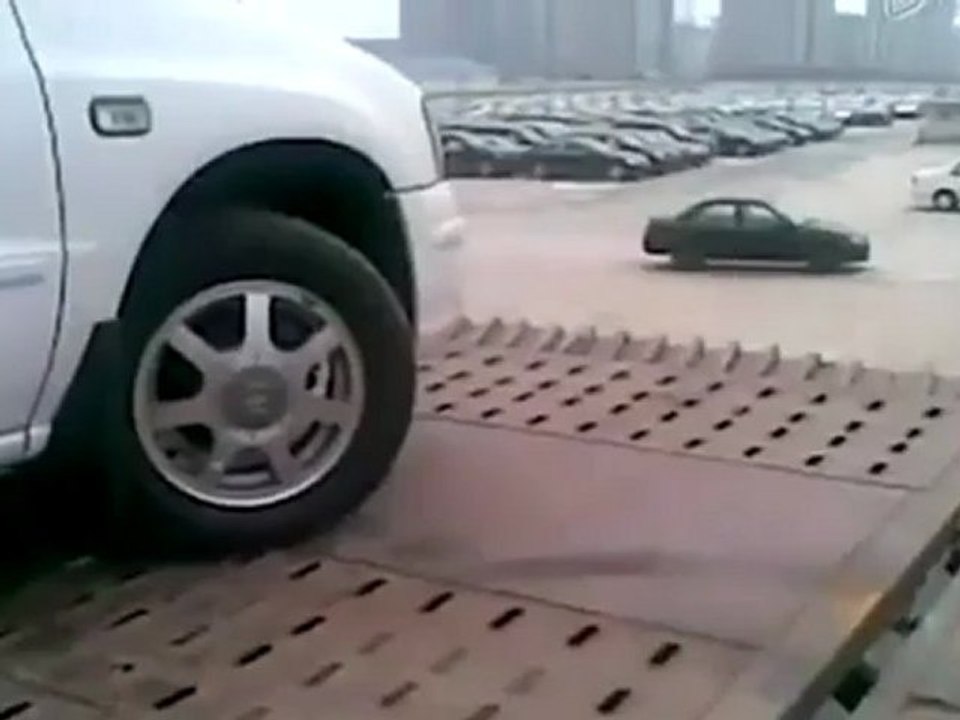 Unloading Cars From Truck Like A Boss