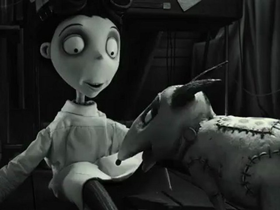 Frankenweenie - Sparky Is Alive