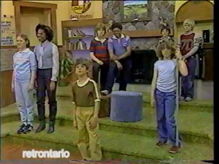 Circle Square intro 1980s