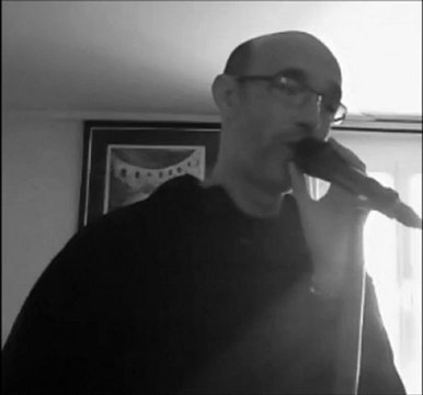 CHARLES AZNAVOUR TU T'LAISSES ALLER PAR GBF2