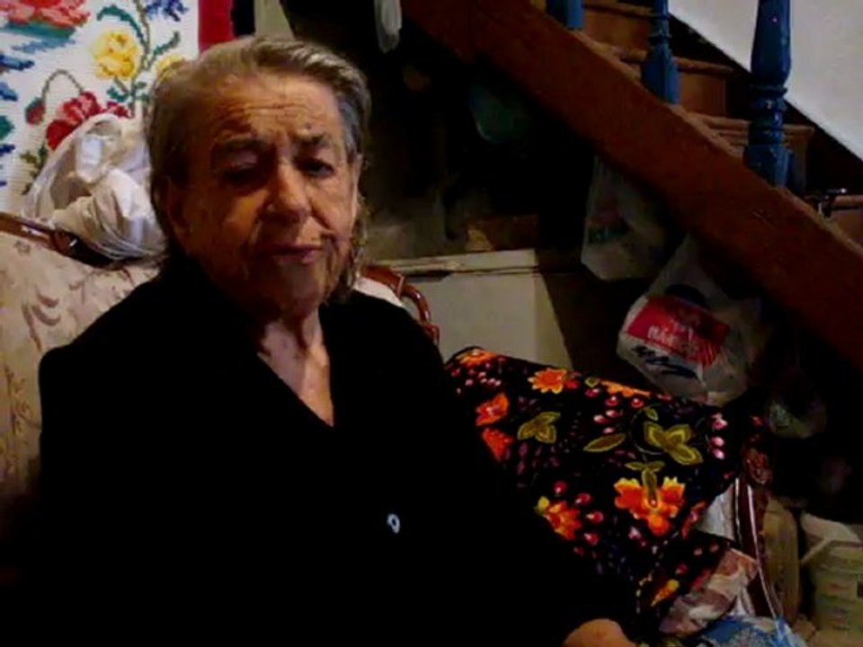 Η κ. Χριστίνα από το Καστελόριζο μιλά για τις διακοπές ηλεκτροδότησης