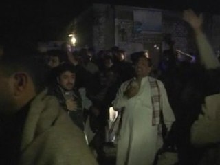 Shi'ite procession targeted in Pakistan bombing