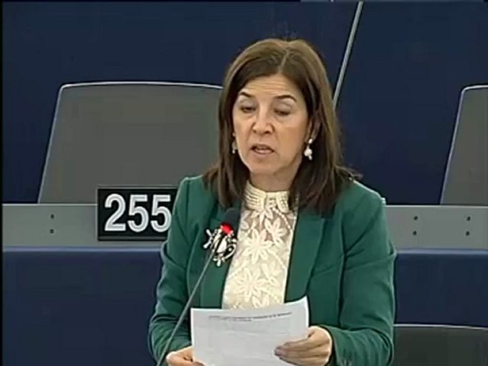 Izaskun Bilbao Barandica on #CFP Conservation of #fishery resources & technical measures