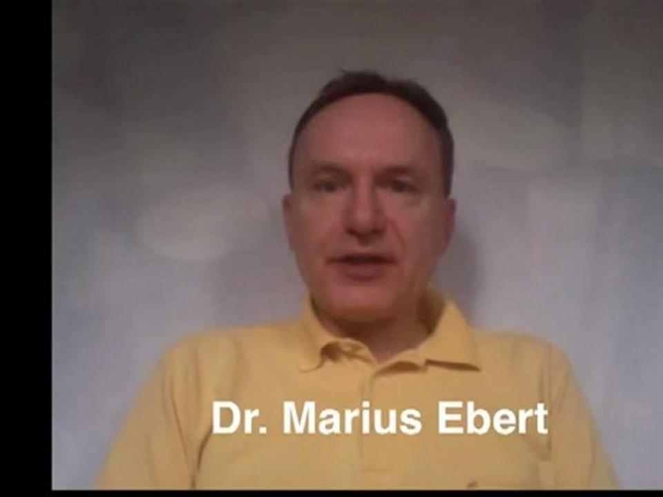 Prüfung Fachwirt f Werbung u Komm bestehen. Dr. Marius Ebert zeigt Ihnen, wie.