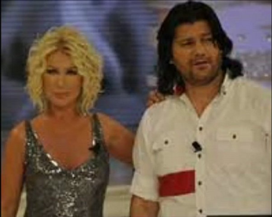 AHMET ŞAFAK  // SEDA SAYAN  // SENSİZ YÜREĞİM //  WwW.bizZirvedeyiz.gen.tr  // sesli sohbet sesli chat seviyeli sohbet