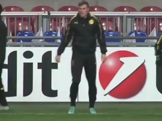 Mario Götze jongle avec son chewing-gum