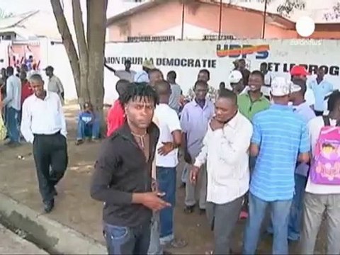 Purga ai vertici militari congolesi: vendevano armi ai...